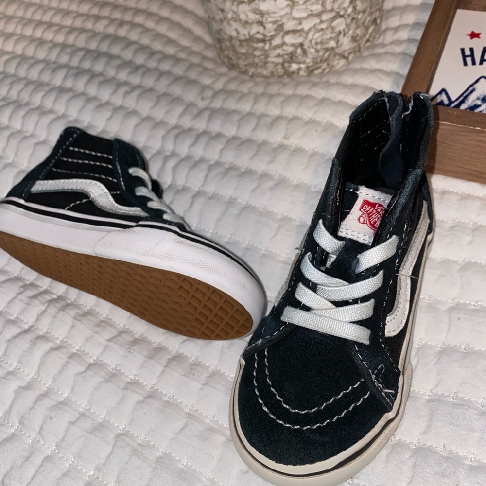 COPY - High top vans